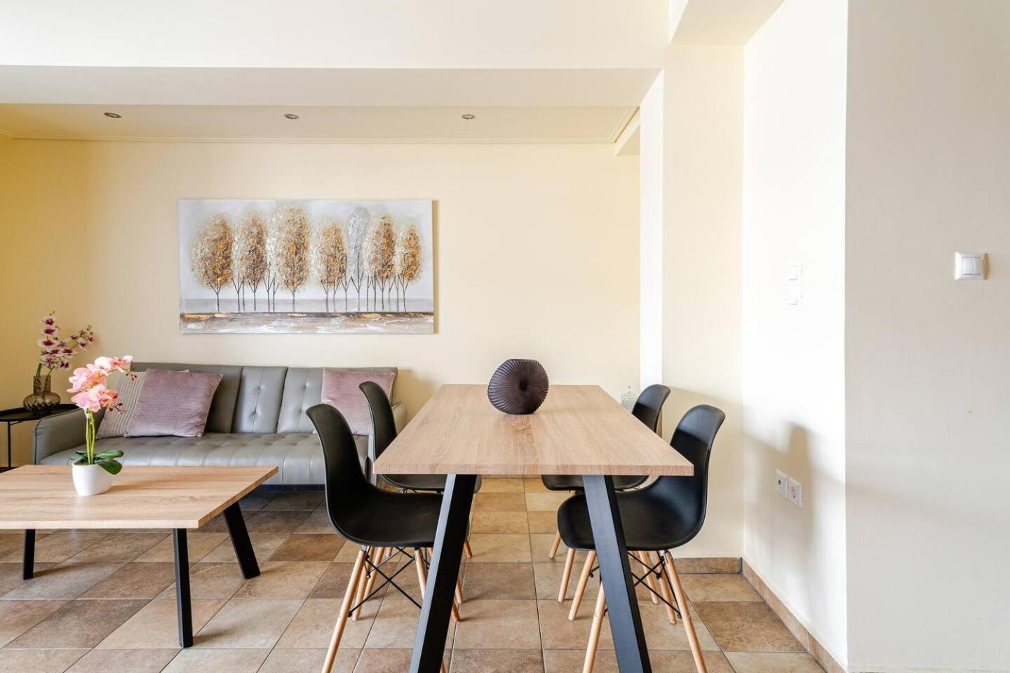 Lux & Style 75Sqm With Private Parking In Athens Apartment Exterior photo